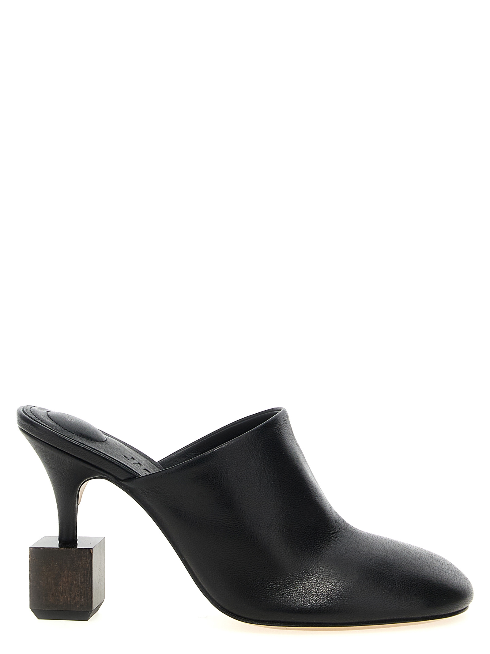 'Les Mules Bisou' mules