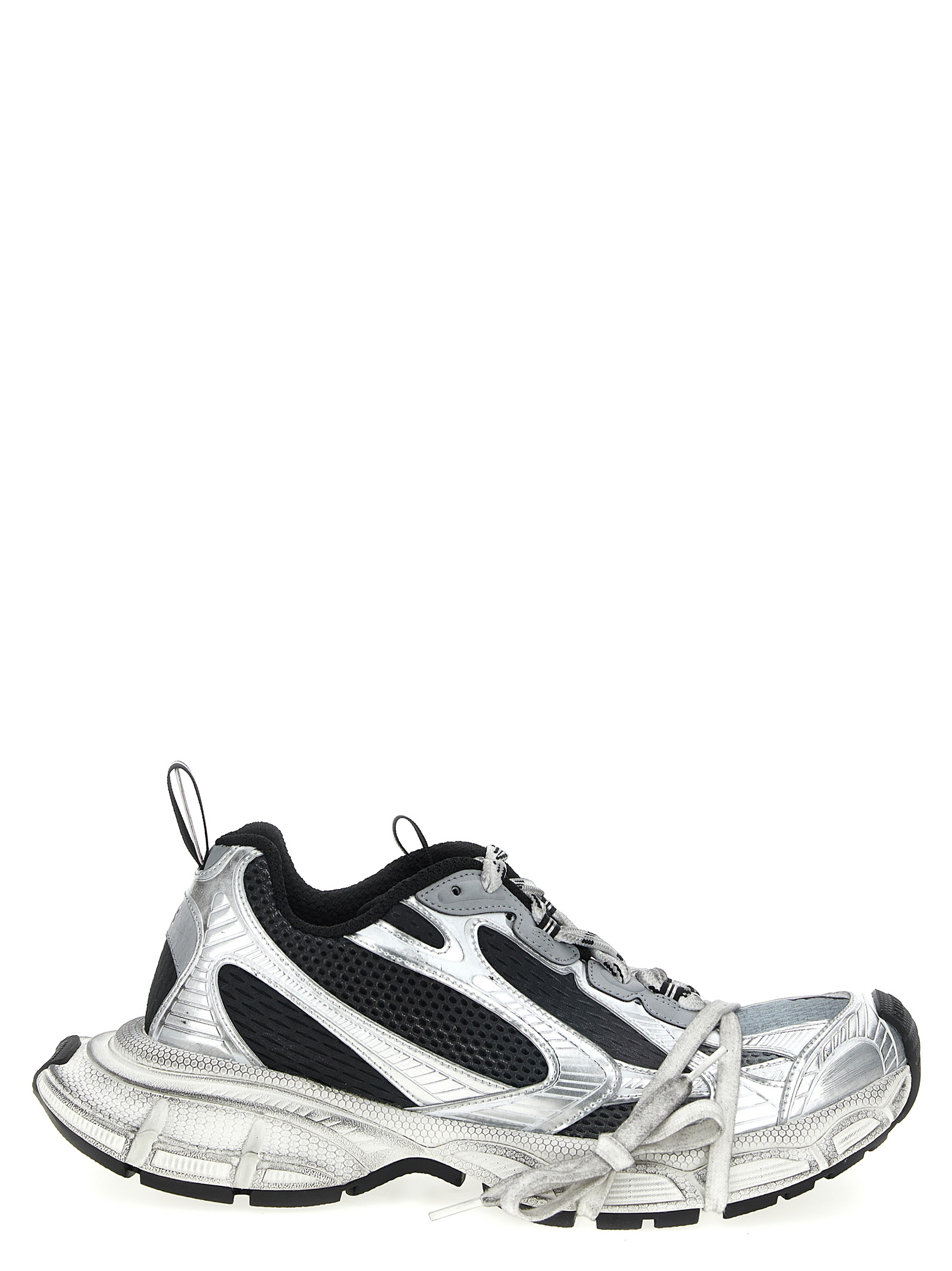'3XL' sneakers