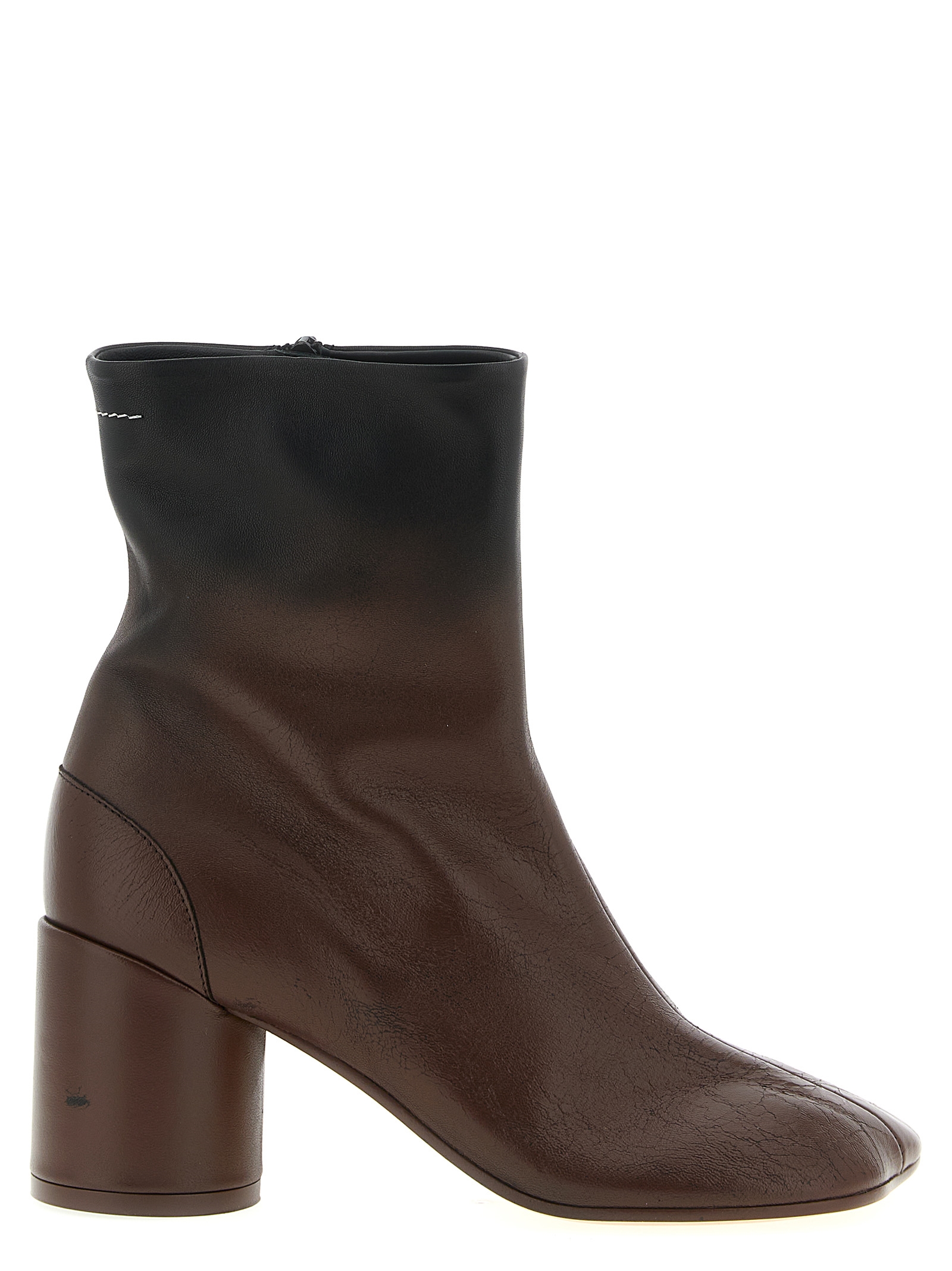 'Anatomic' ankle boots