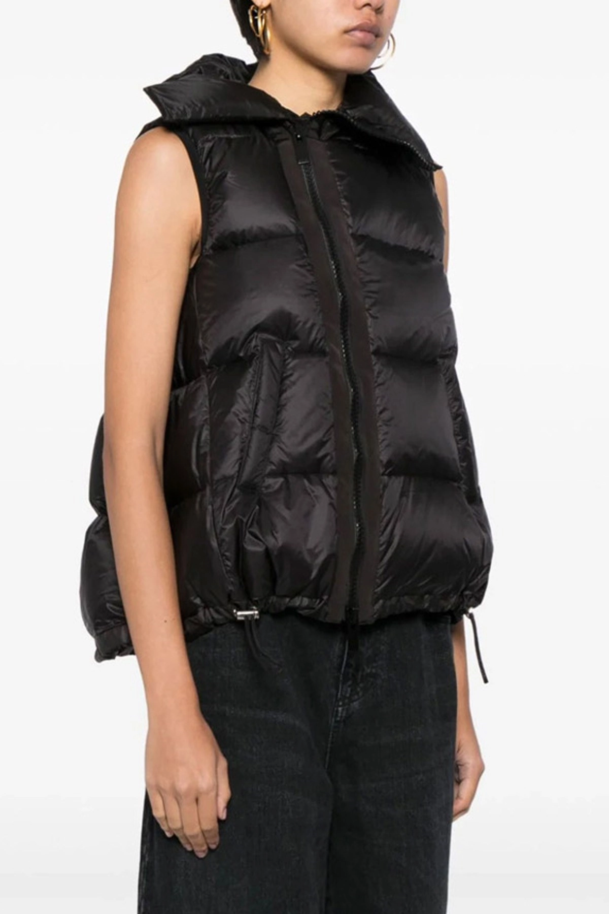 Sacai 'puffer' vest available on julian-fashion.com - 314189 - Us