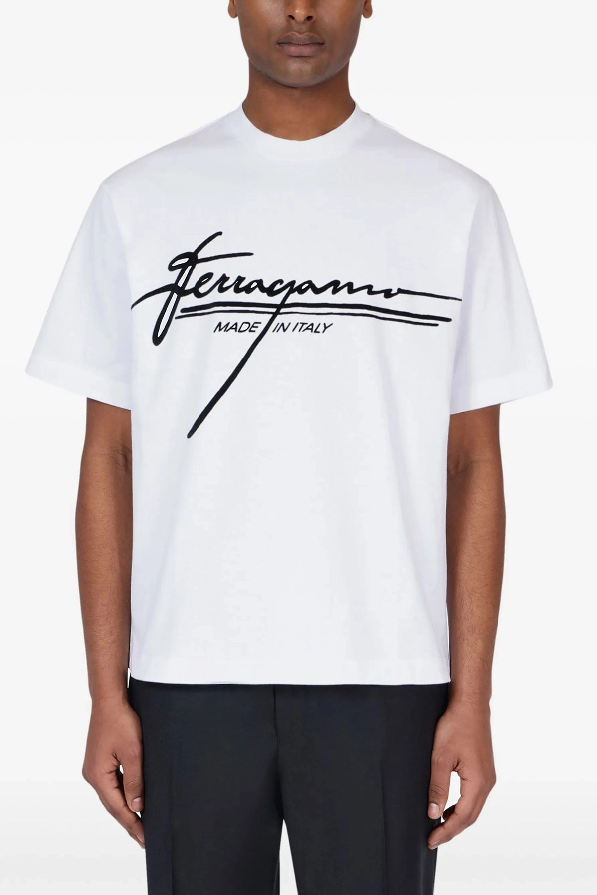 Ferragamo 'firma' t-shirt available on julian-fashion.com