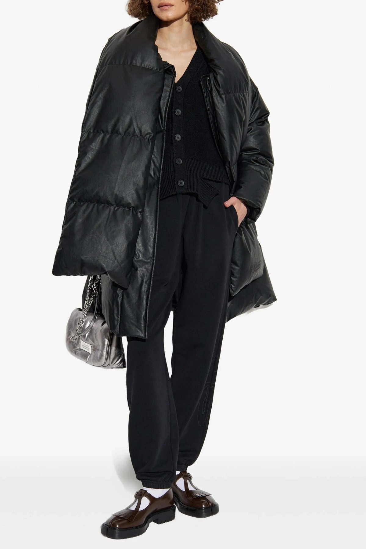 ダウンジャケット・コート MM6 Maison Margiela Scarf down jacket (S52AA0193S53057 900) Mm6 maison margiela Scarf down jacket available on julian