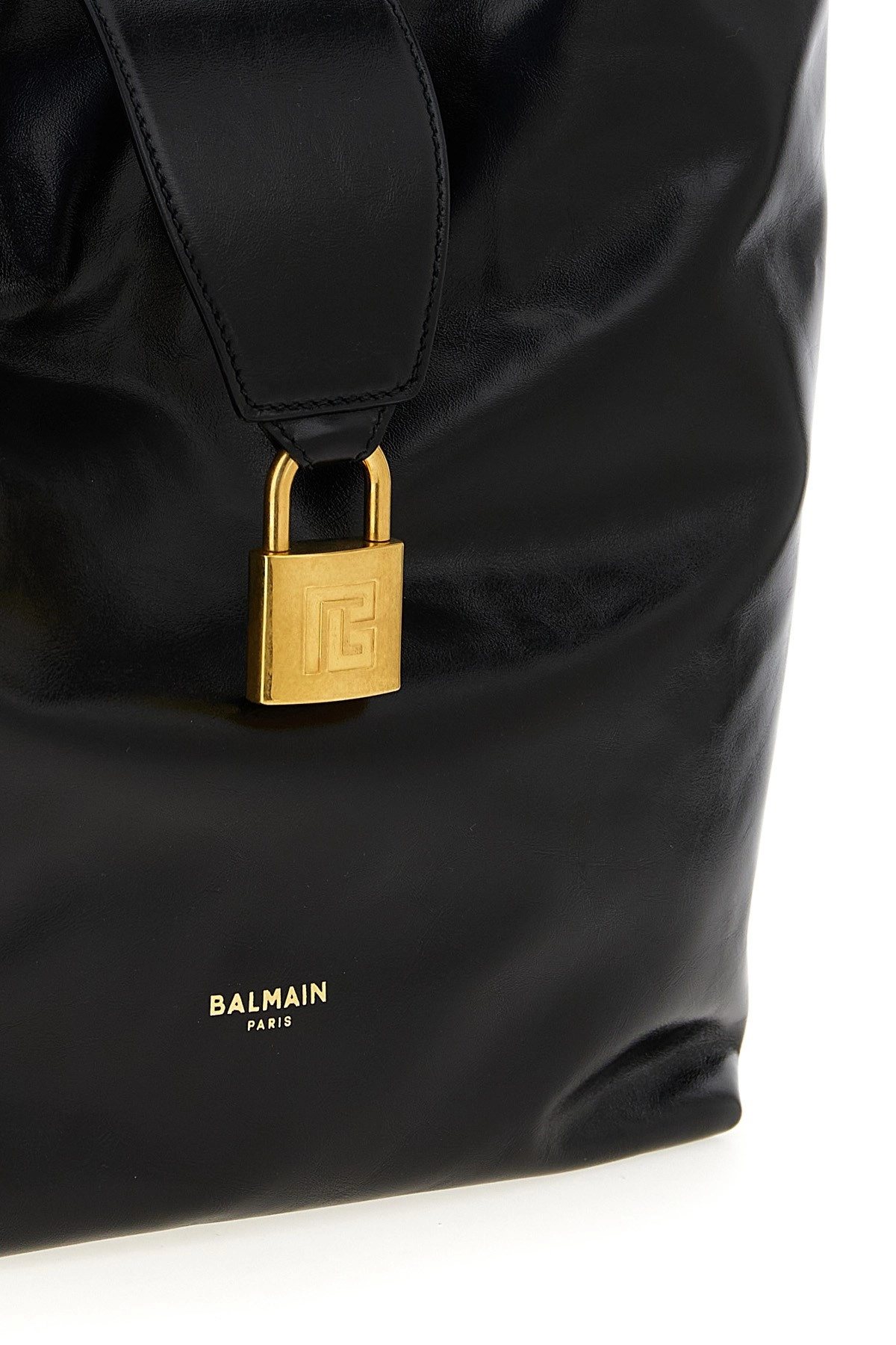 【関税＆送料込み】Balmain 'Sync Hobo' Shoulder Bag Balmain Sync Medium Chain Shoulder Bag in Calfskin | Neiman