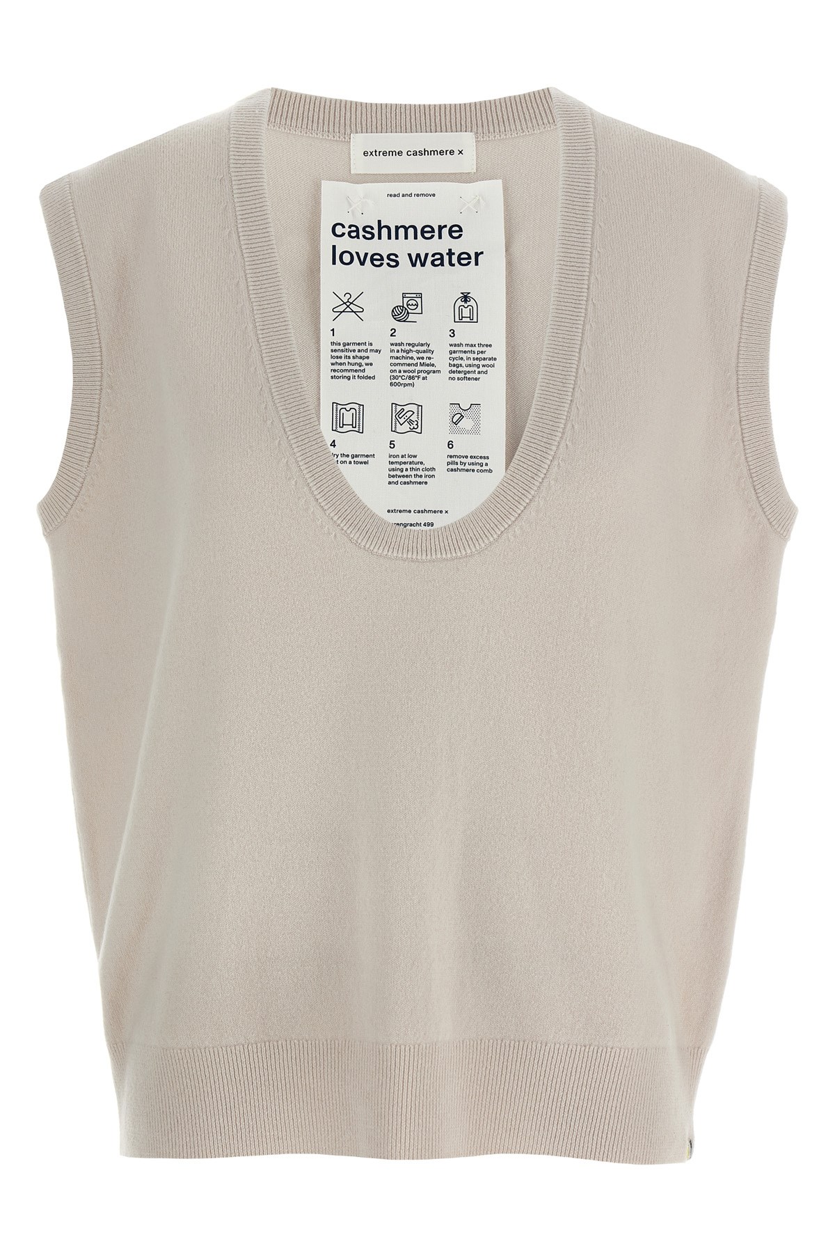 Herno 'resort - bright corduroy' vest available on julian