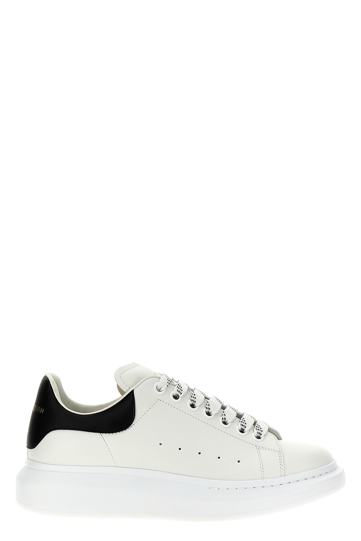 Alexander Mcqueen White And Black Low-top Sneakers With Chunky Sole And Contrasting Heel Tab In Leather Man In White