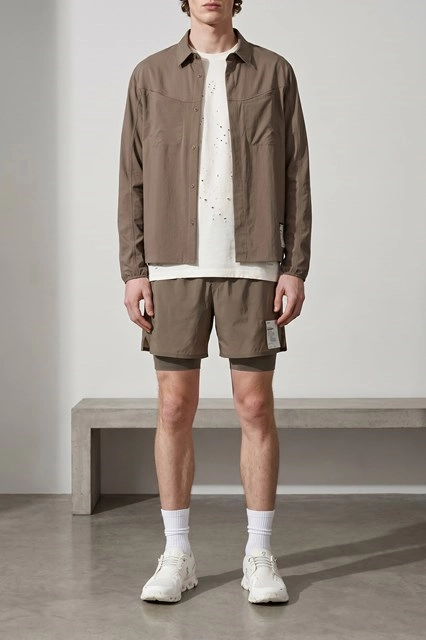 Shop on online | julian-fashion.com - JP