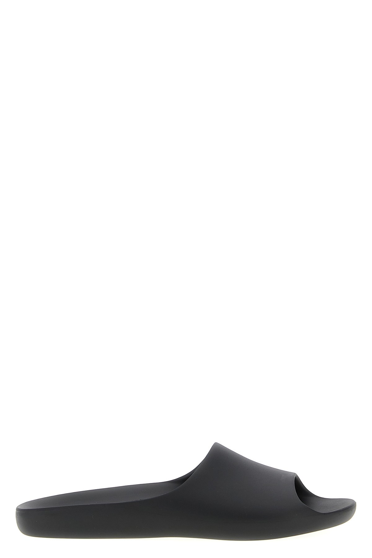 The Row 'ama' Slides In Black