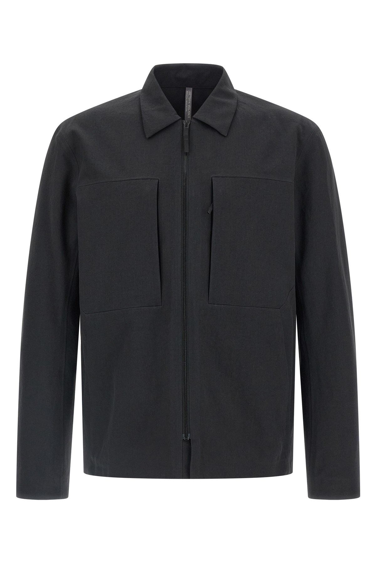 Veilance 'mionn' Overshirt In Black