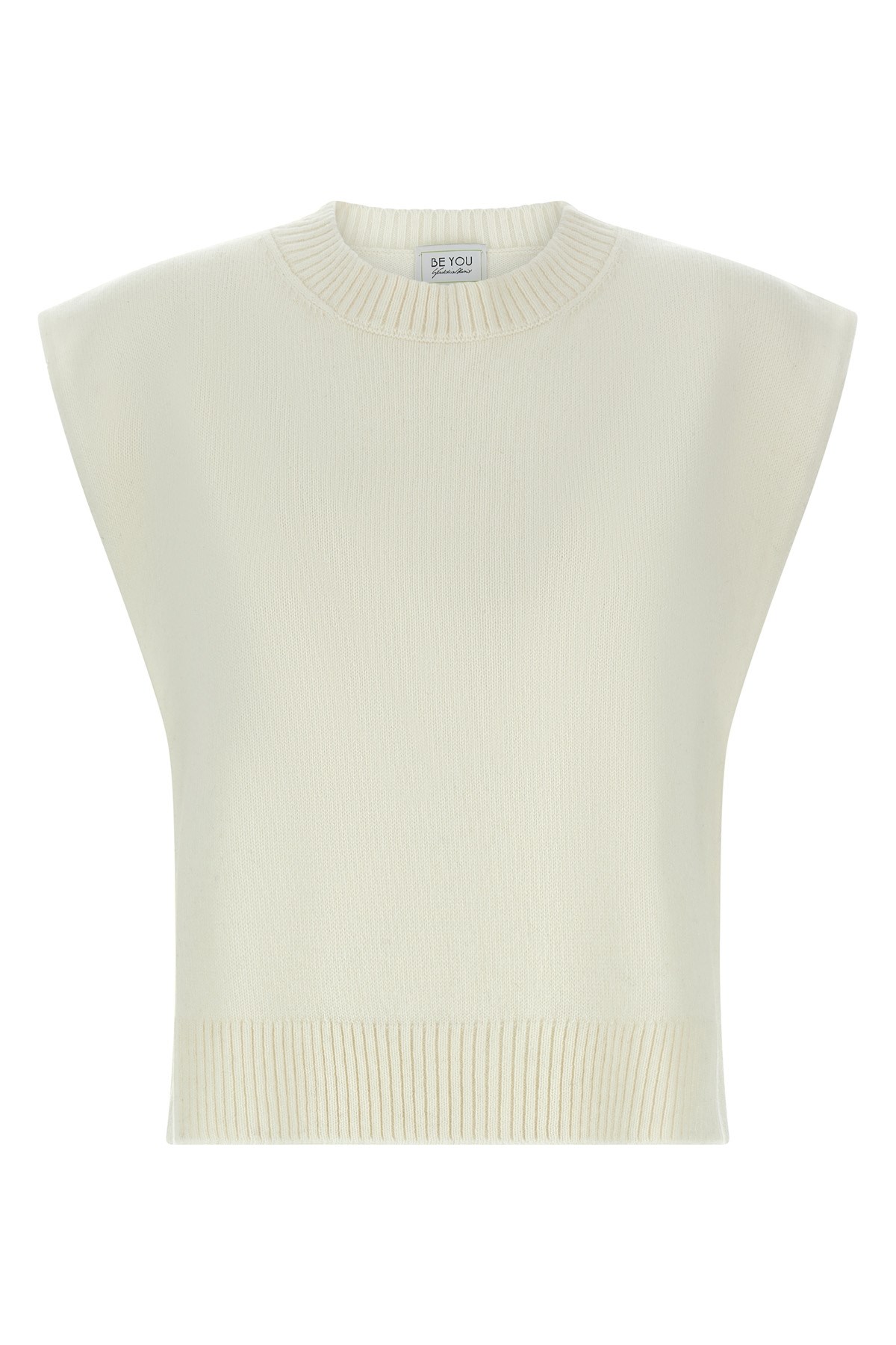 Be You 'benedicta' Vest In White