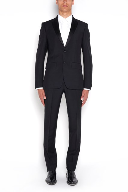 GIVENCHY